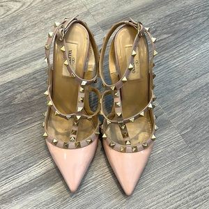 valentino garavani rockstud patent leather slings